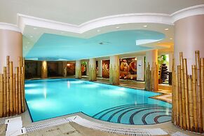 Royal Arena Hotel & Resort Spa