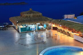 Royal Arena Hotel & Resort Spa