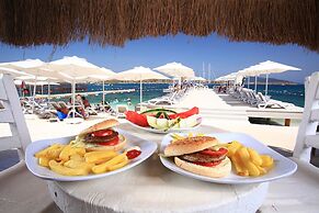 Royal Arena Hotel & Resort Spa