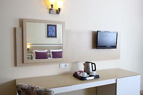 Royal Arena Hotel & Resort Spa