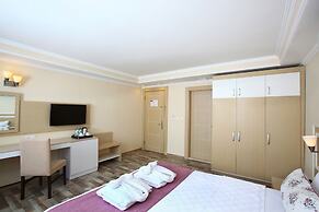 Royal Arena Hotel & Resort Spa