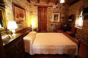 Dorovinis Country Houses