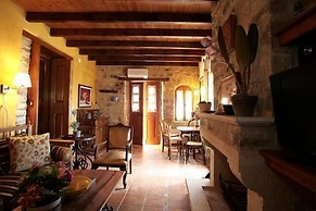 Dorovinis Country Houses