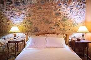 Dorovinis Country Houses