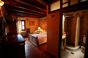 Dorovinis Country Houses