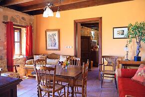 Dorovinis Country Houses