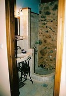 Dorovinis Country Houses