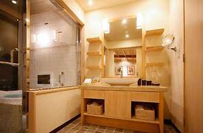 Hotel Coco Grand Takasaki