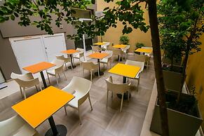 Roberta Rosa de Fontana Suites