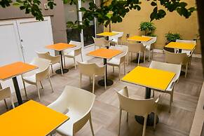 Roberta Rosa de Fontana Suites