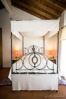 Ambelikos Traditional AgroHotel