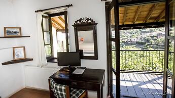 Ambelikos Traditional AgroHotel