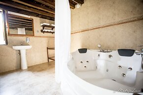 Ambelikos Traditional AgroHotel