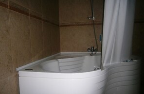 Ambelikos Traditional AgroHotel