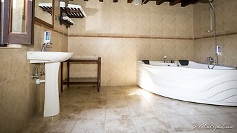 Ambelikos Traditional AgroHotel