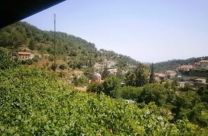 Ambelikos Traditional AgroHotel