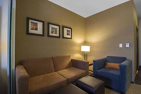 Comfort Suites Saskatoon