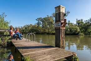 Stayokay Dordrecht - Nationaal Park De Biesbosch Hostel