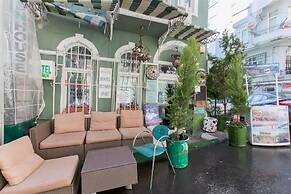 Taksim Green House Hostel