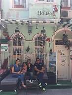 Taksim Green House Hostel