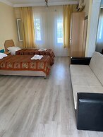 The Palm Club Apart Otel