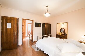 Kritsa Gastronomy Hotel