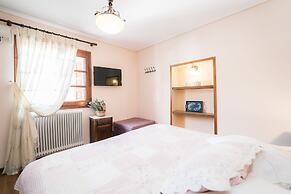 Kritsa Gastronomy Hotel