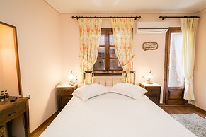 Kritsa Gastronomy Hotel