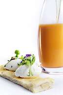 Sun City Hotel - The Gabriel