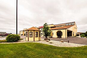 Econo Lodge Watertown