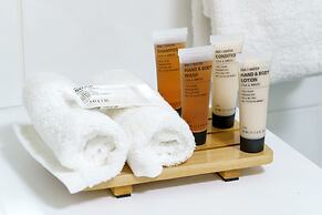 Macquarie Waters Boutique Apartment Hotel