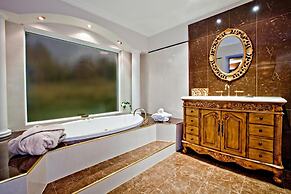 The Castle On Tamborine