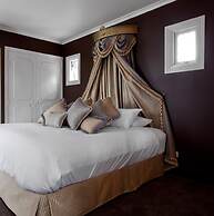 The Castle On Tamborine