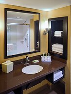 Holiday Inn Express & Suites Timmins by IHG