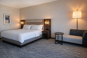 Holiday Inn Express & Suites Timmins by IHG