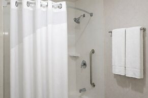 Holiday Inn Express & Suites Timmins by IHG