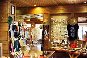 Gangehi Island Resort