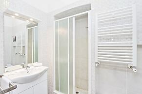 AppleMoon Rooms for Rent