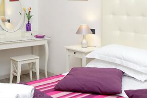 AppleMoon Rooms for Rent