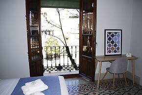 La Perla Granada Suites