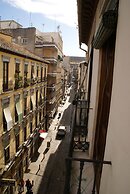 La Perla Granada Suites