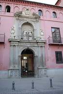 La Perla Granada Suites