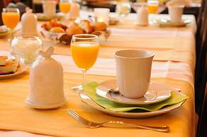 Fine Fleur Bed & Breakfast