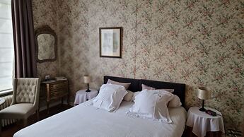 Fine Fleur Bed & Breakfast