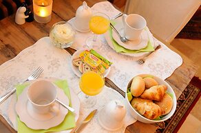 Fine Fleur Bed & Breakfast