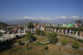Pokhara Grande