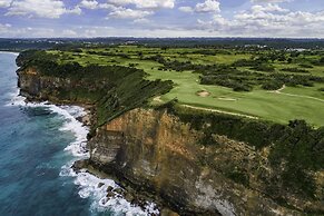 Royal Isabela