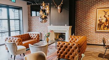 Hotel, Sportsbar & Brasserie Dorhout Mees