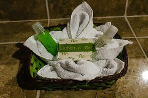 Real Mayab Hotel & Bungalows