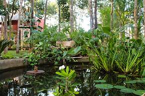 Real Mayab Hotel & Bungalows